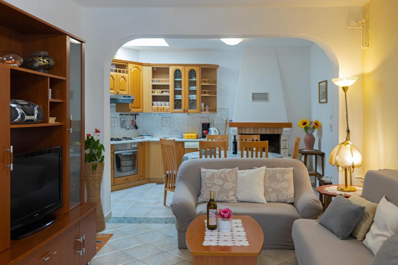 Balic Apartments - Zf Hvar Хвар Екстериор снимка